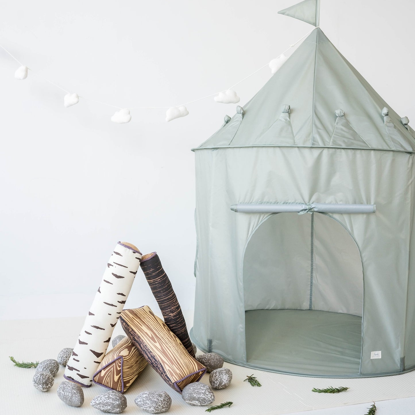green recycled fabric play tent