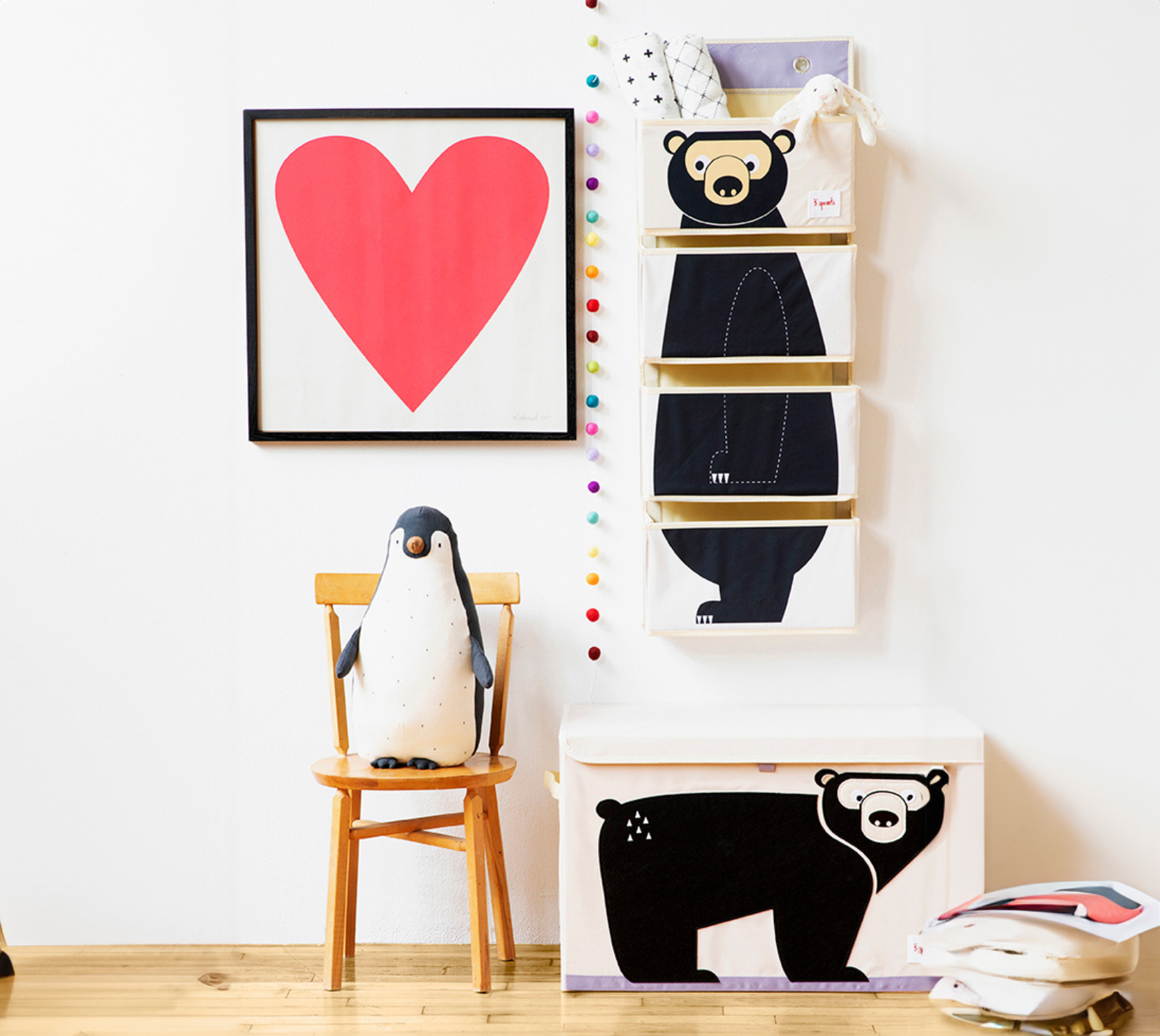 Kids top wall organizer