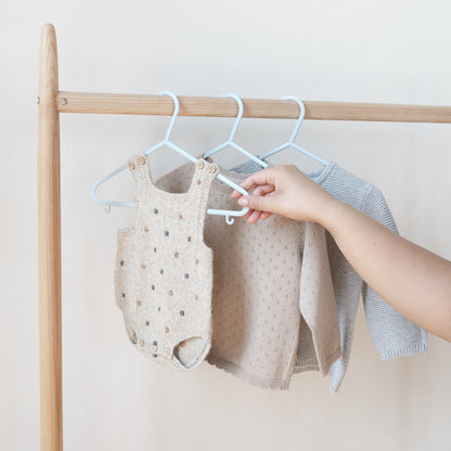 blue wheat straw hangers (30 per set)