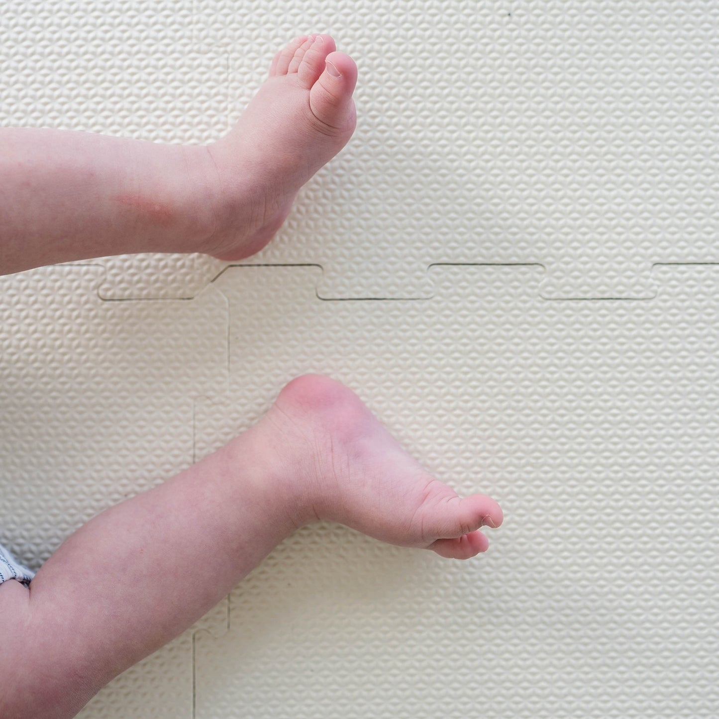 cream EVA foam puzzle mat