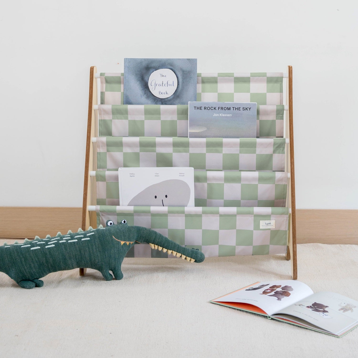 checkerboard green recycled fabric book rack – 3sprouts.com